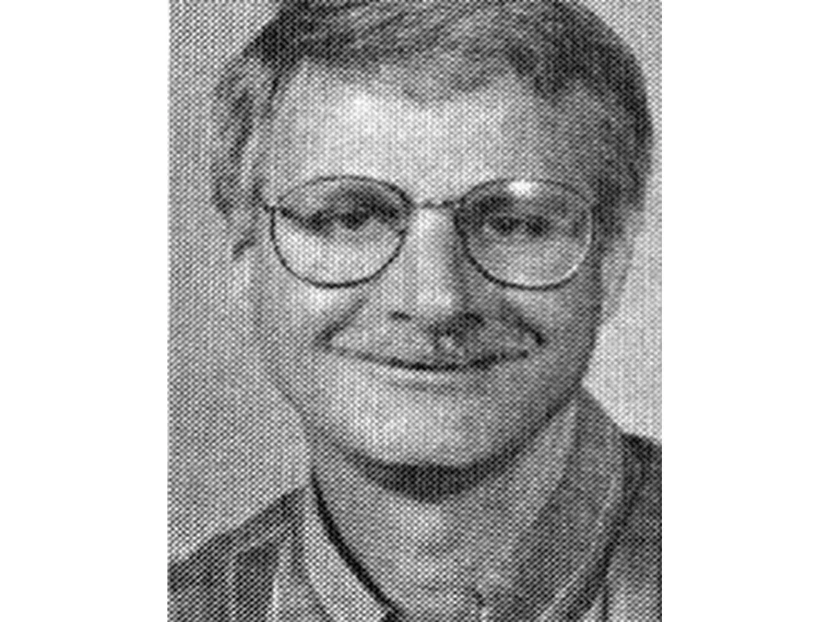 Alleged victim of accused teacher sex abuser had concocted stories about his father, dad testifies