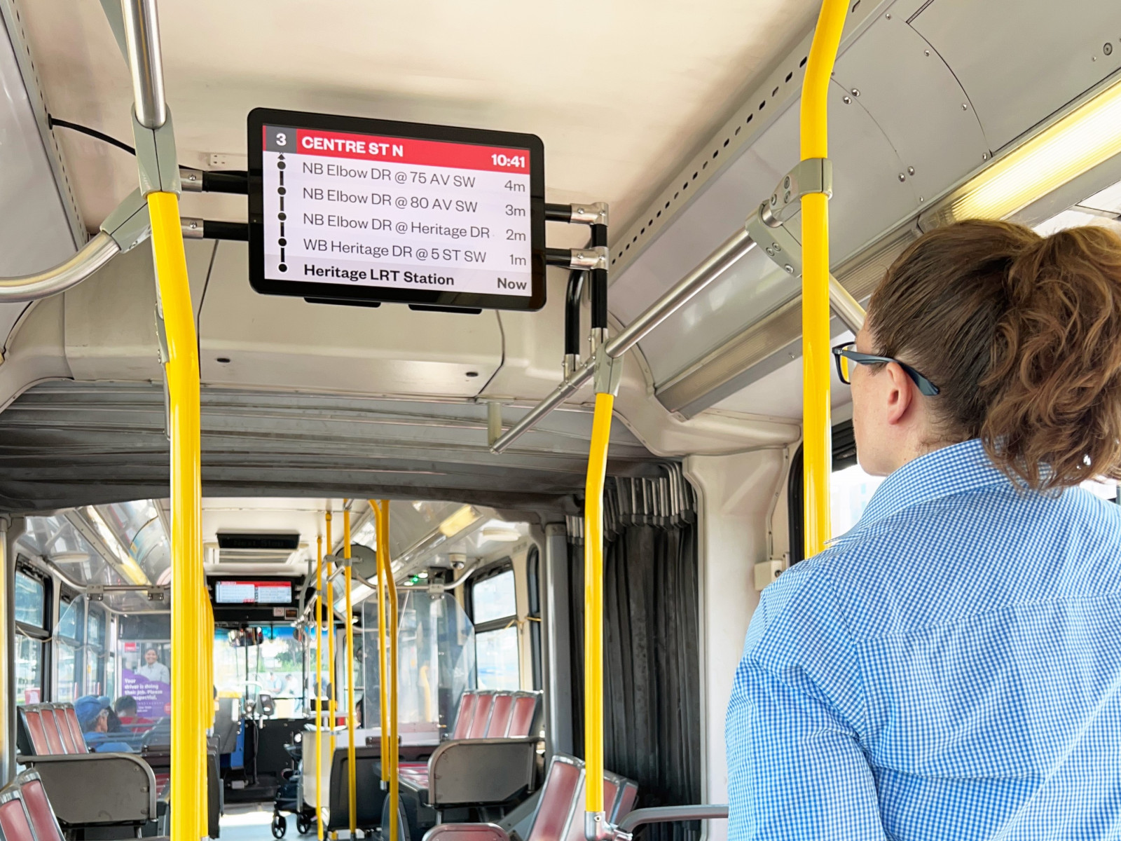 New bus screens deliver information where and when customers need it